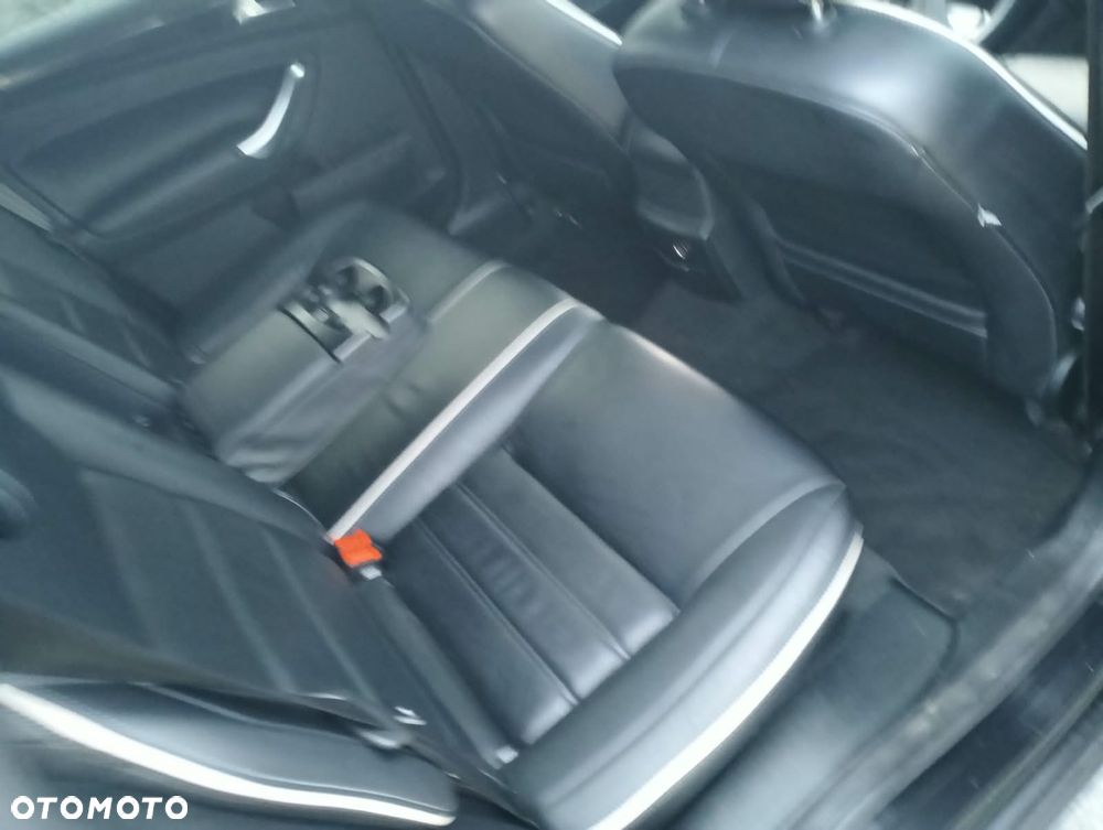 Ford Mondeo - 12
