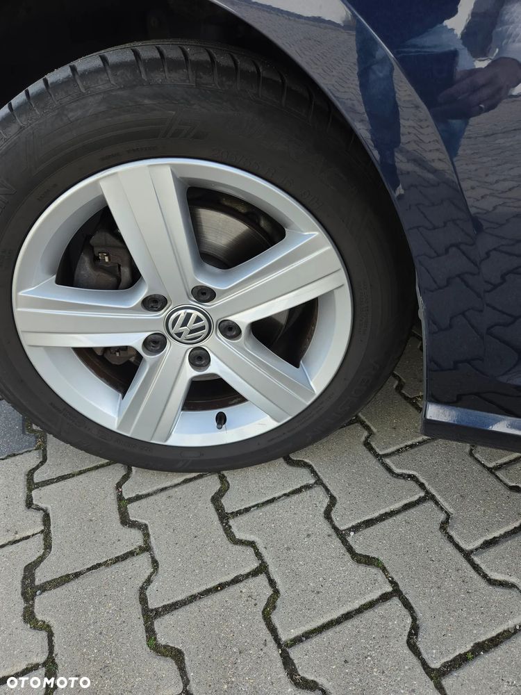 Volkswagen Golf 1.6 TDI Comfortline - 19