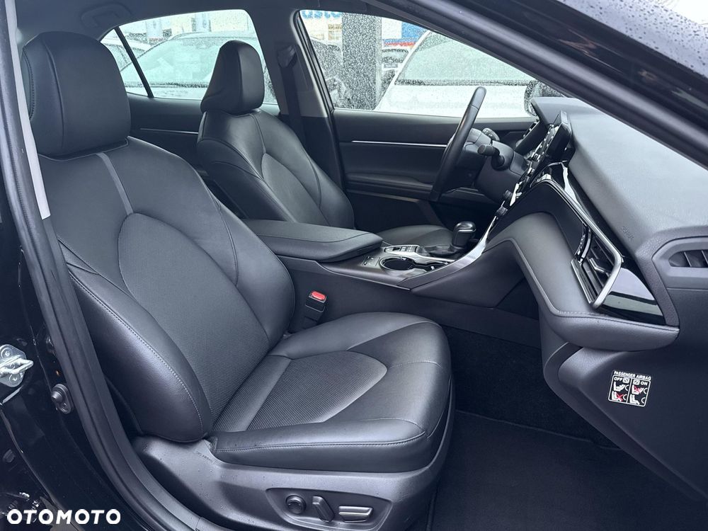 Toyota Camry 2.5 Hybrid Comfort CVT - 9