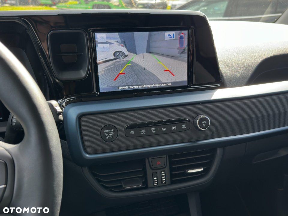 Ford Tourneo Courier - 21