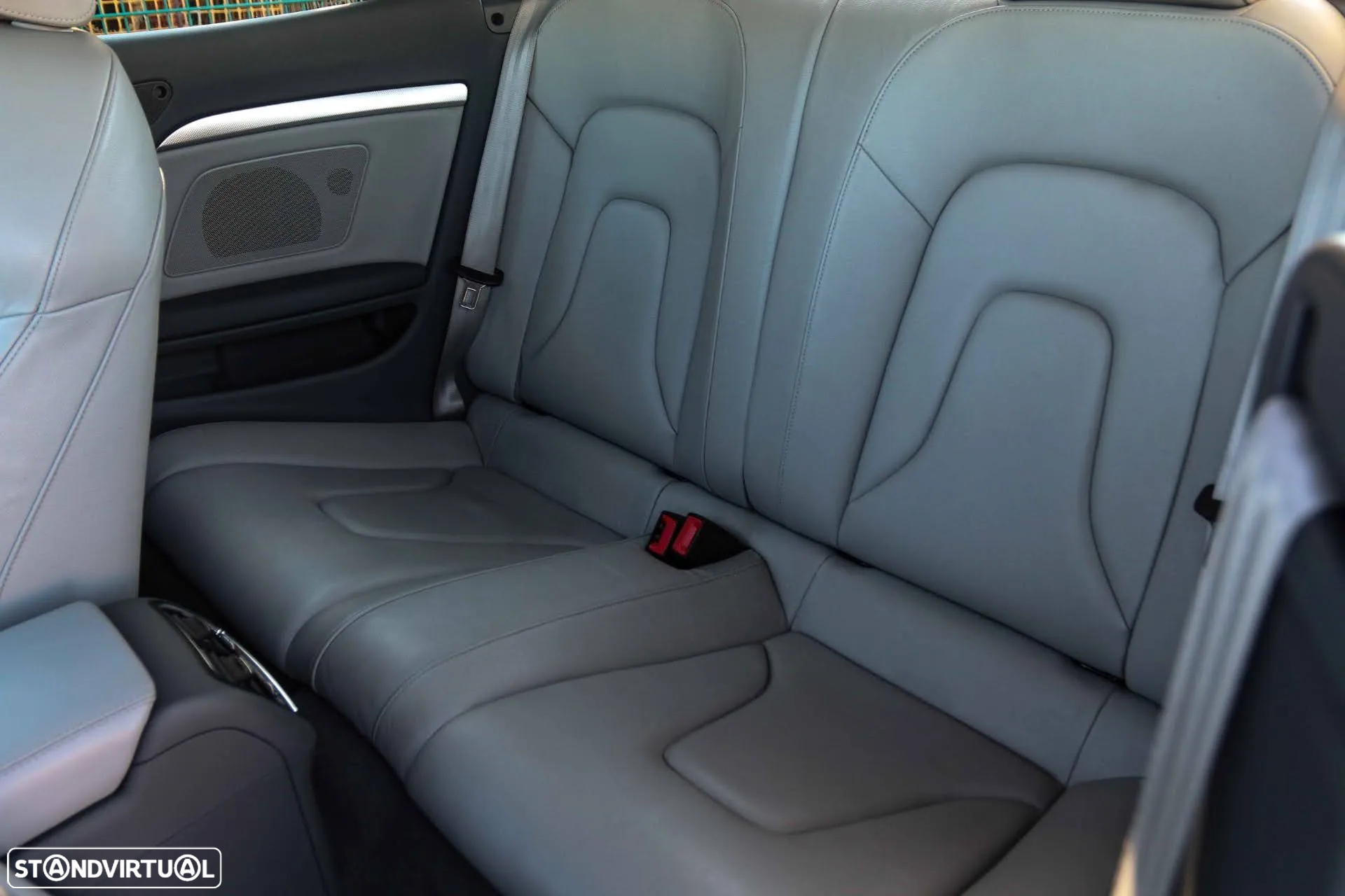 Audi A5 Cabrio 2.0 TDi S-line - 3