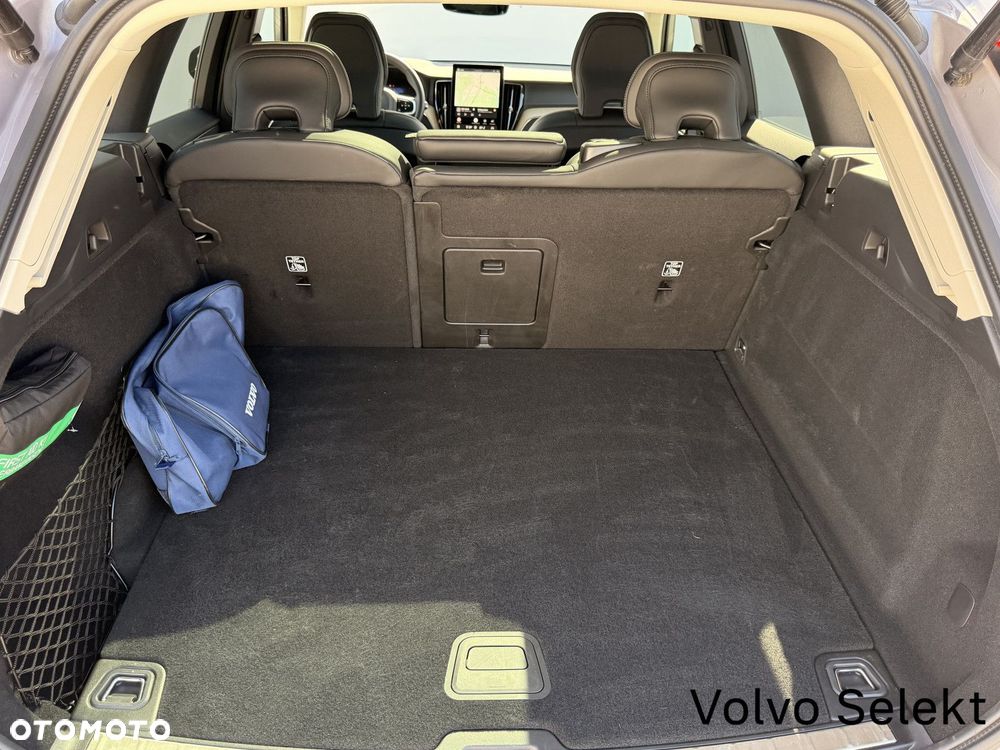 Volvo XC 60 - 35