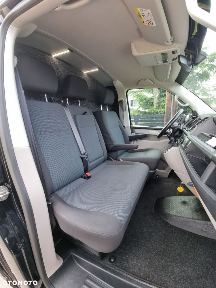 Volkswagen Transporter - 13