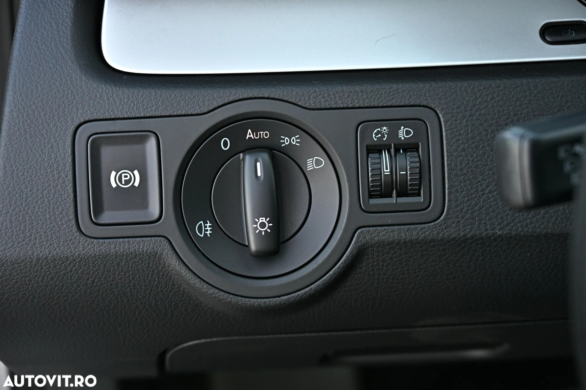 Volkswagen Passat Variant 1.8 TSI Automatik Comfortline - 19