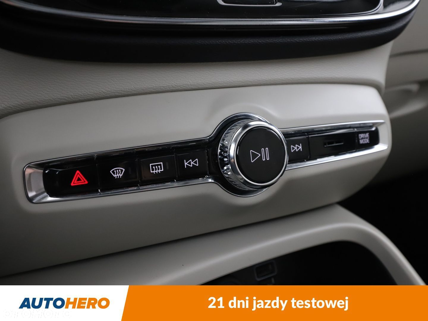 Volvo XC 40 - 26