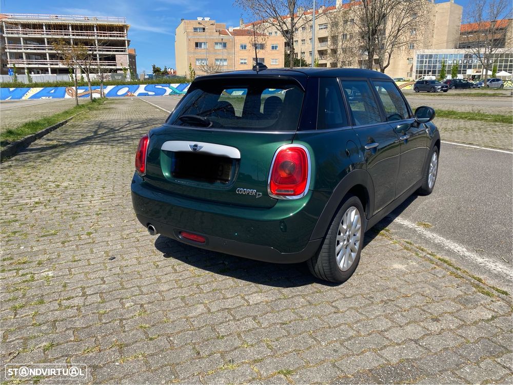 MINI 5 Portas Cooper D - 2