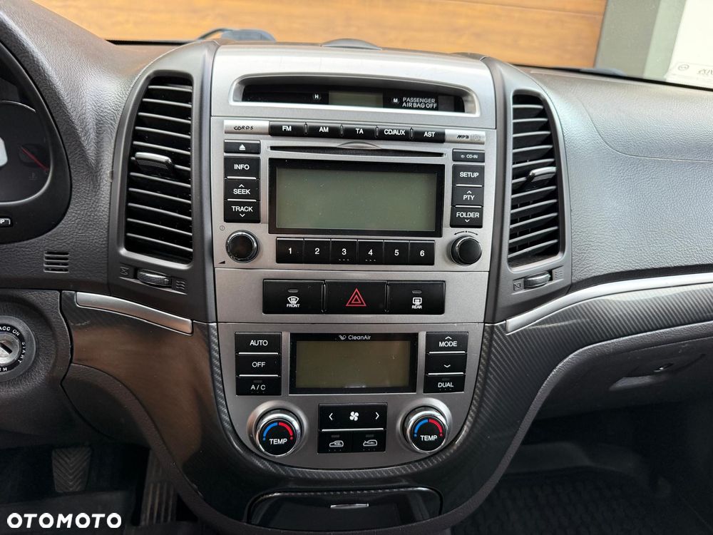 Hyundai Santa Fe - 24
