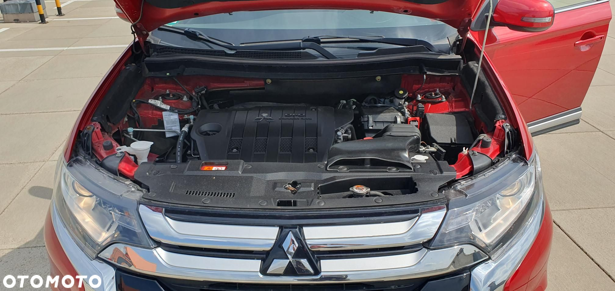 Mitsubishi Outlander 2.2 DI-D 4WD Automatik Edition 100+ - 24