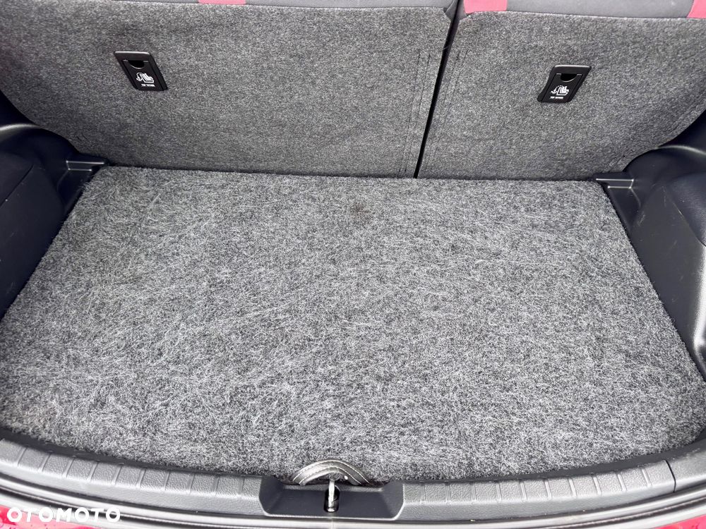Toyota Yaris 1.5 Selection - 32