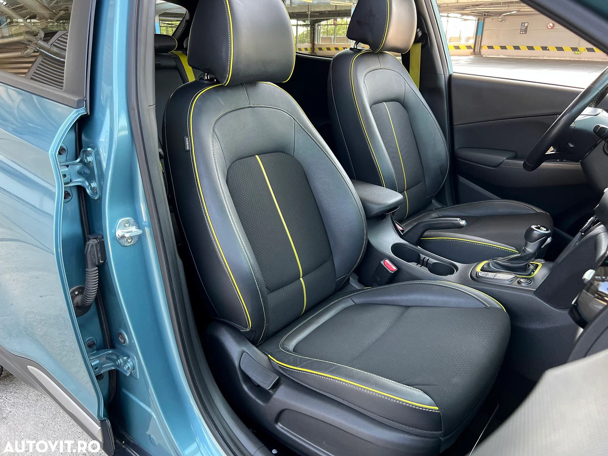 Hyundai KONA 1.6 T-GDI 4WD Aut. Luxury + - 11