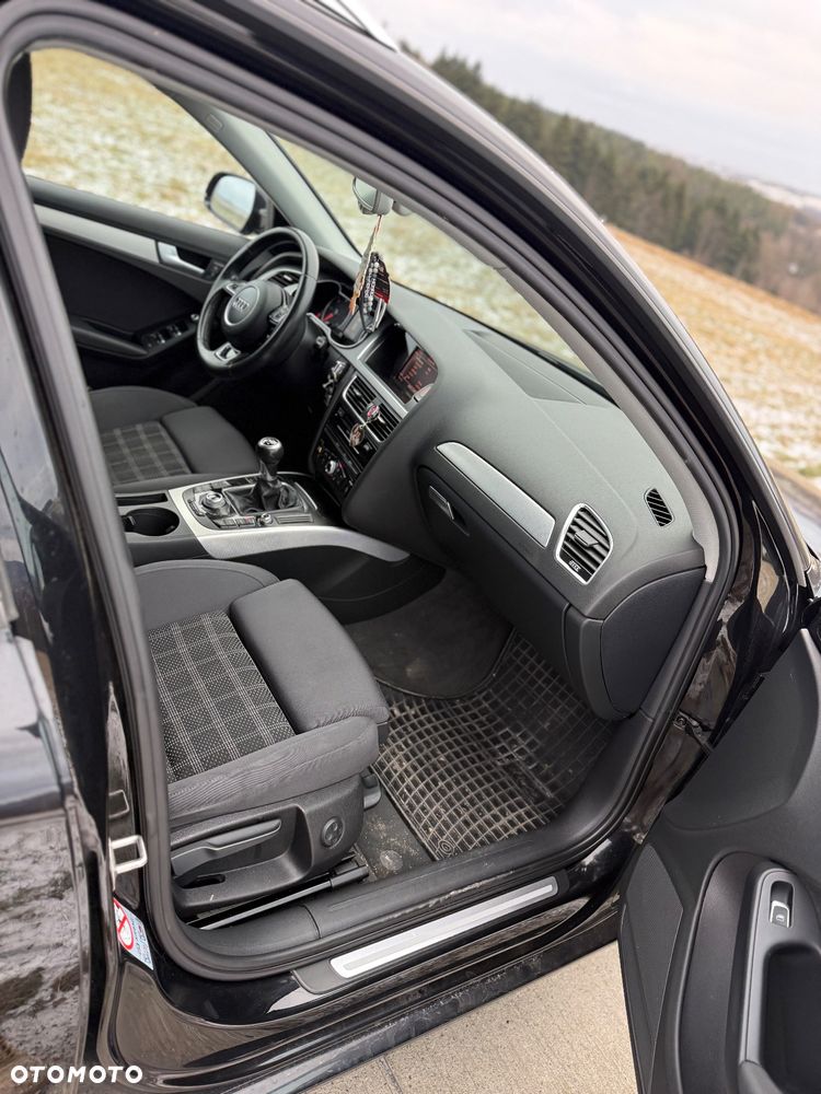 Audi A4 Avant 2.0 TDI Limited Edition - 13