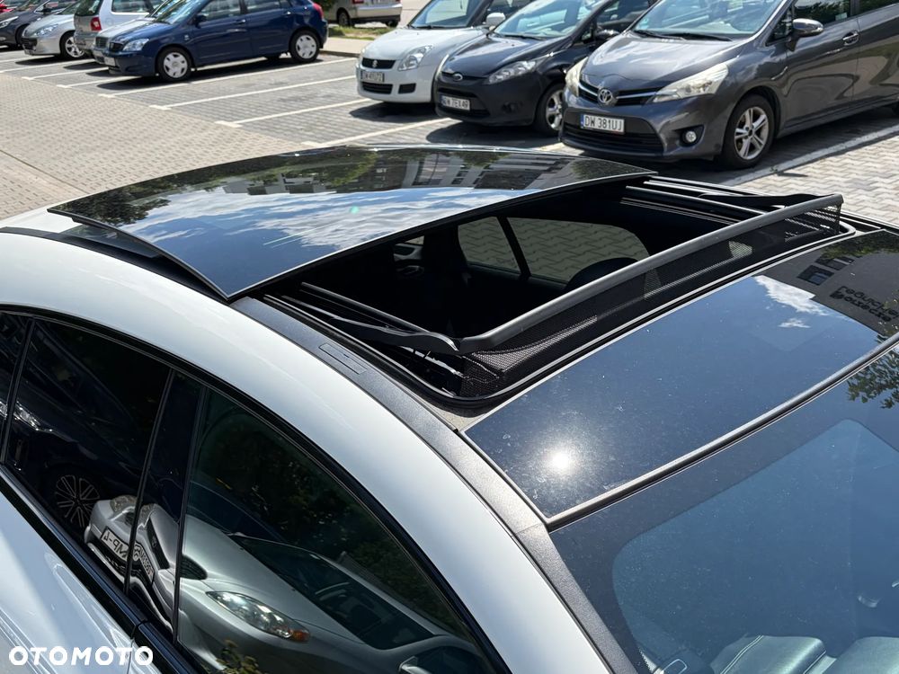 Mercedes-Benz CLA 250 4-Matic Edition 1 7G-DCT - 18