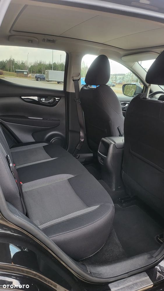 Nissan Qashqai 1.3 DIG-T N-Connecta - 13