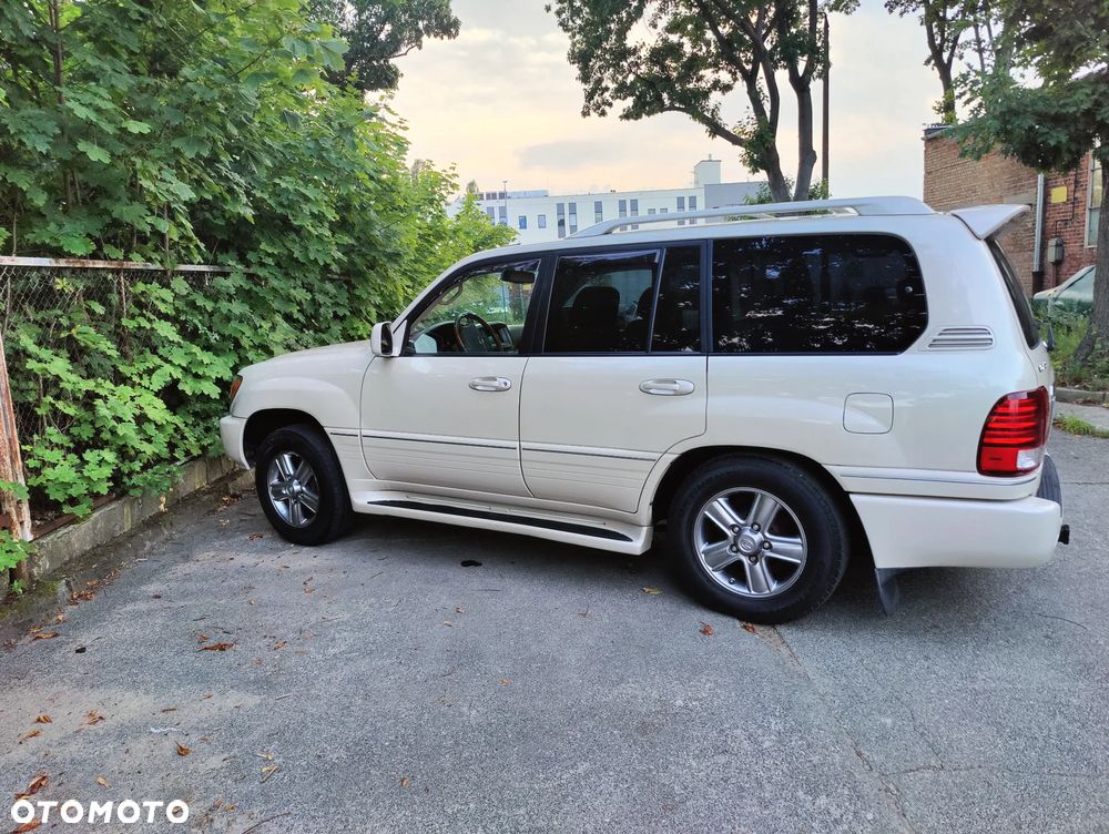 Lexus LX - 2
