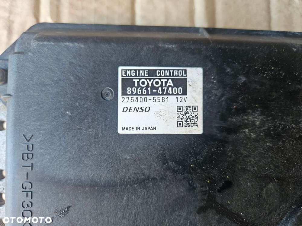 toyota prius iii 09-15 komputer silnika - 3