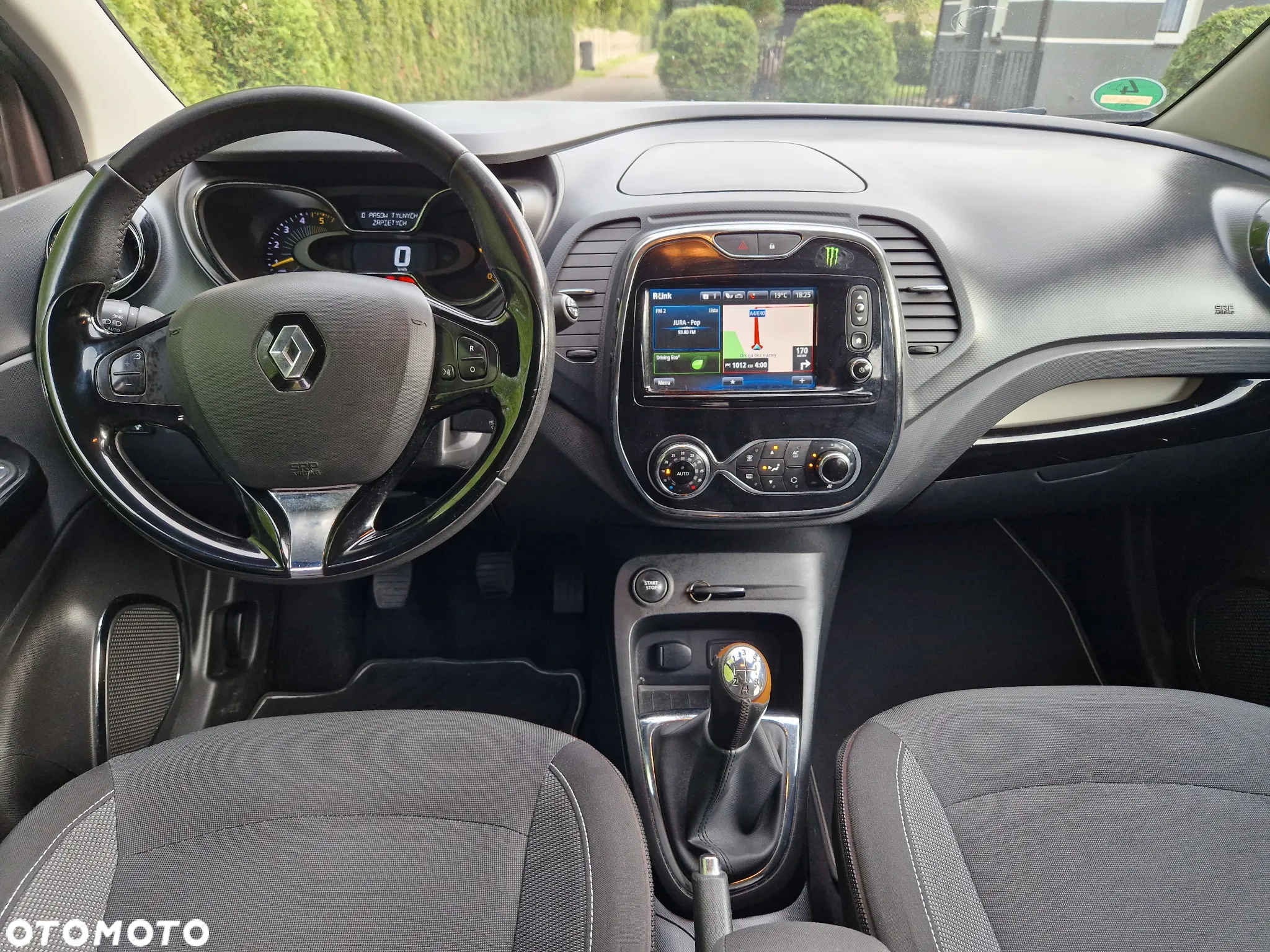 Renault Captur - 13