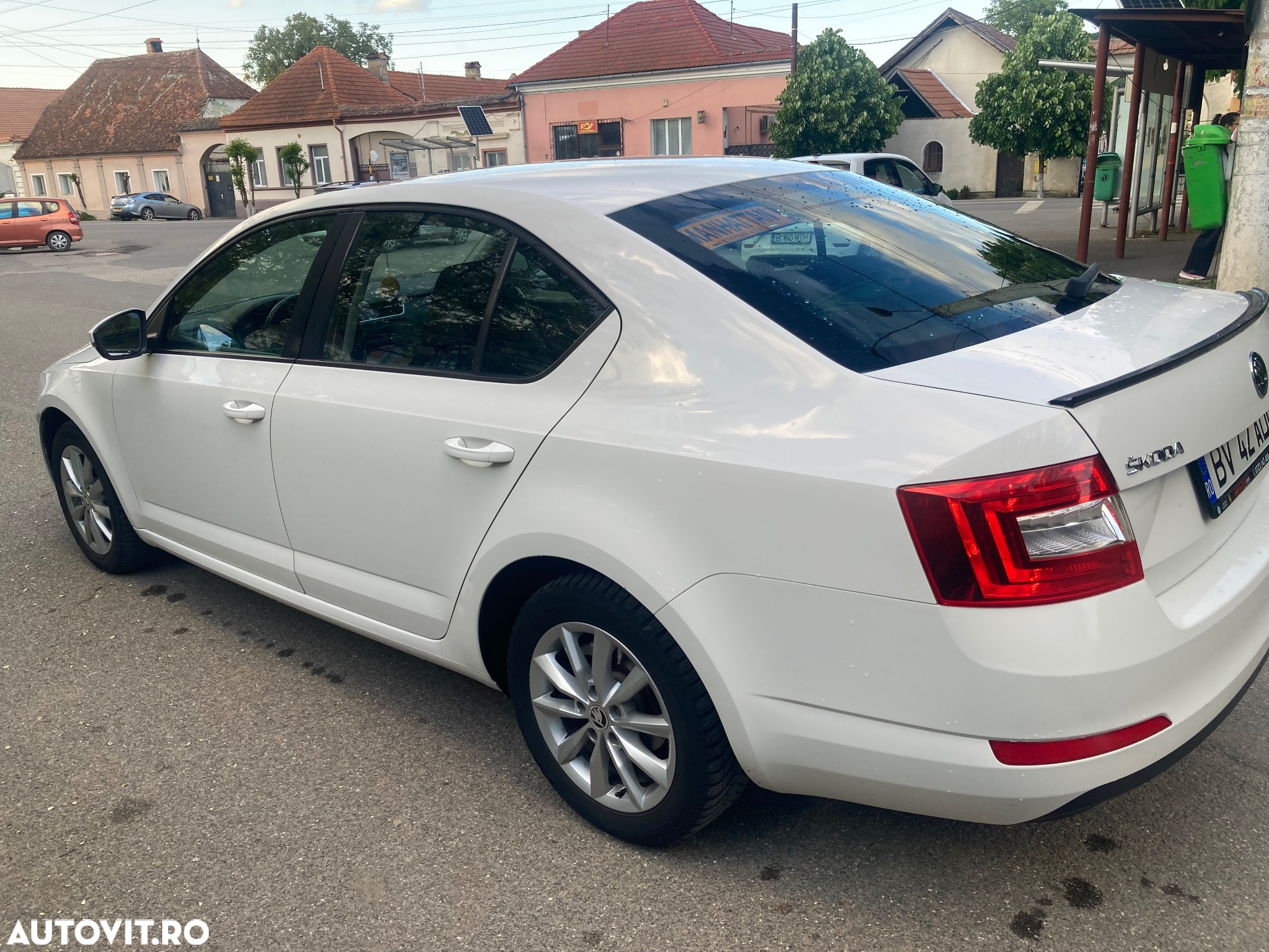 Skoda Octavia 1.6 TDI AMBITION DSG - 7
