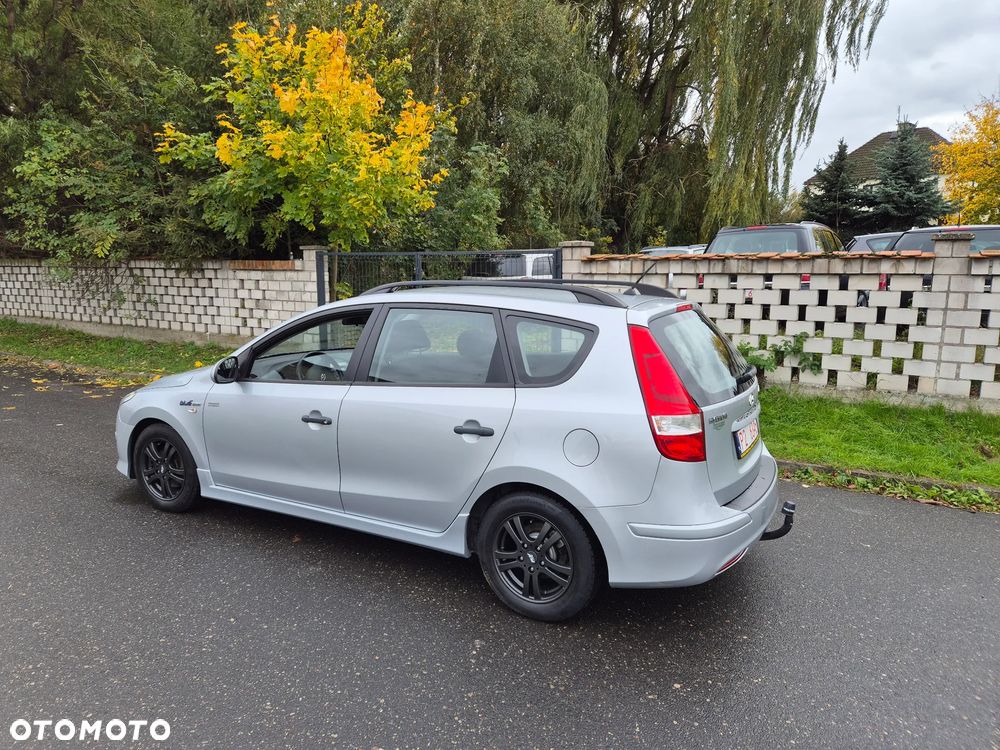 Hyundai i30 i30cw 1.4 blue Comfort - 8