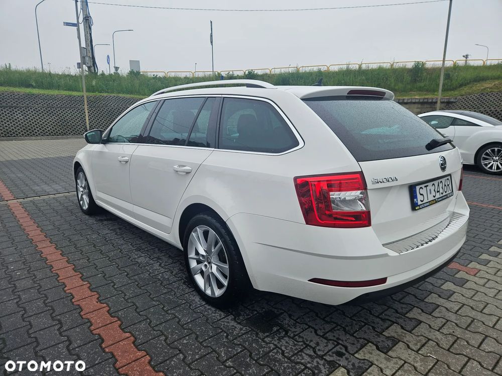 Skoda Octavia 2.0 TDI 4x4 Style DSG - 4