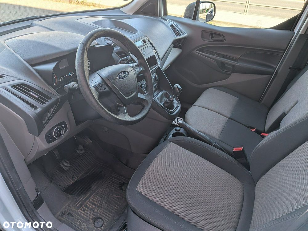 Ford Transit Connect - 9