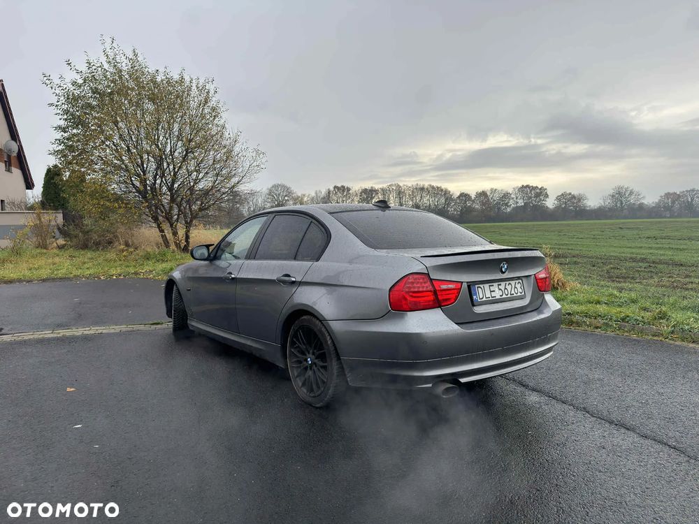 BMW Seria 3 320d - 3