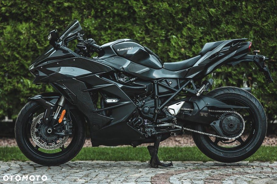 Kawasaki Ninja H2 SX - 2