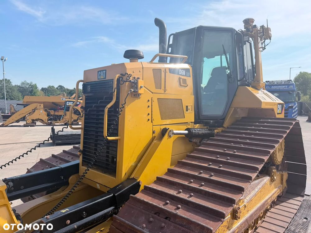 Caterpillar D6N - 1