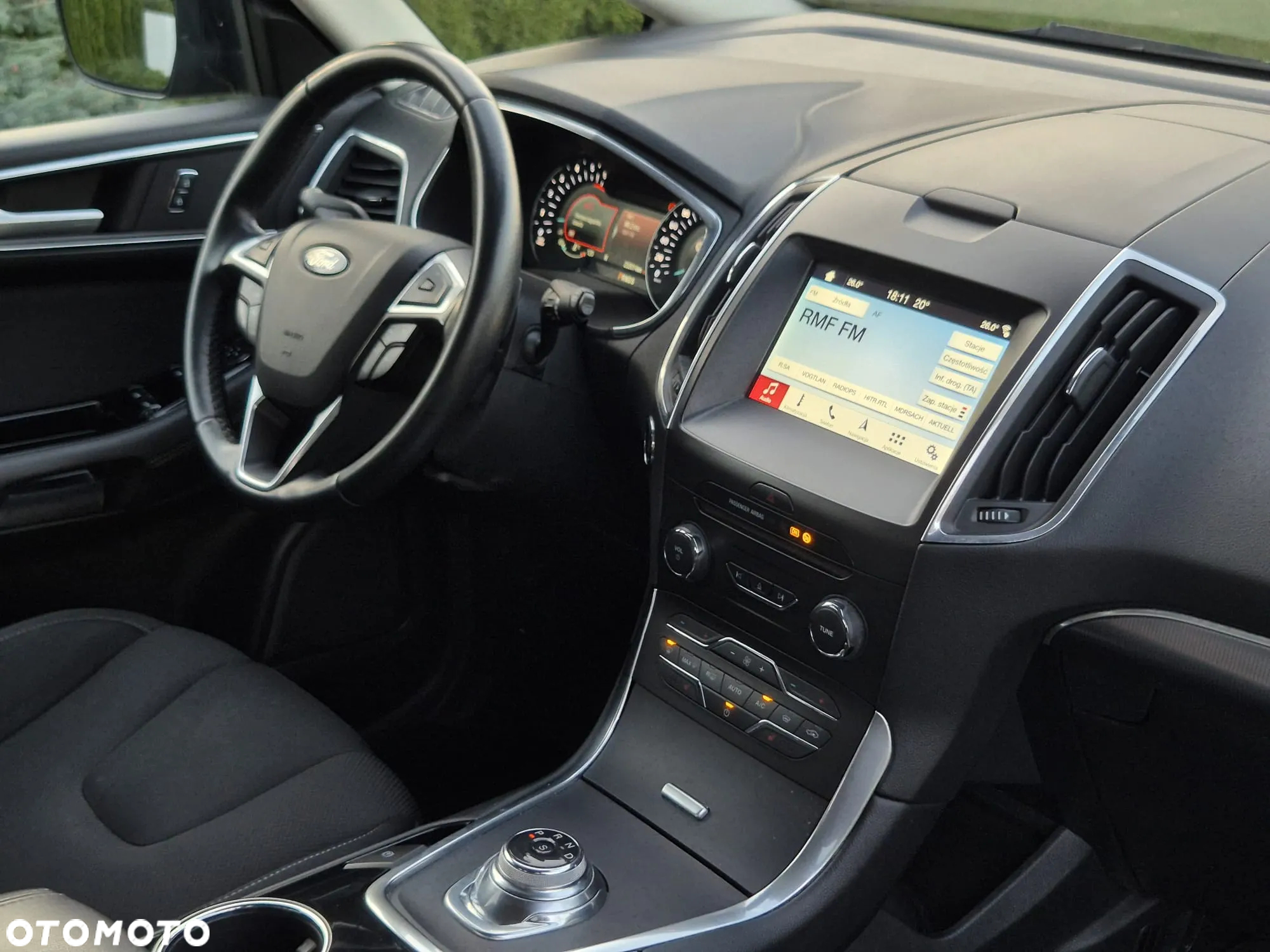 Ford S-Max 2.0 TDCi Titanium PowerShift - 15