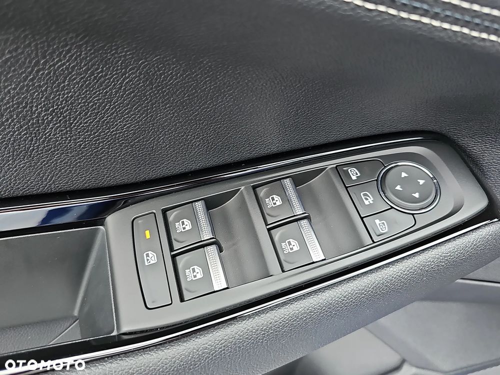 Renault Austral 1.3 TCe mHEV Techno - 24