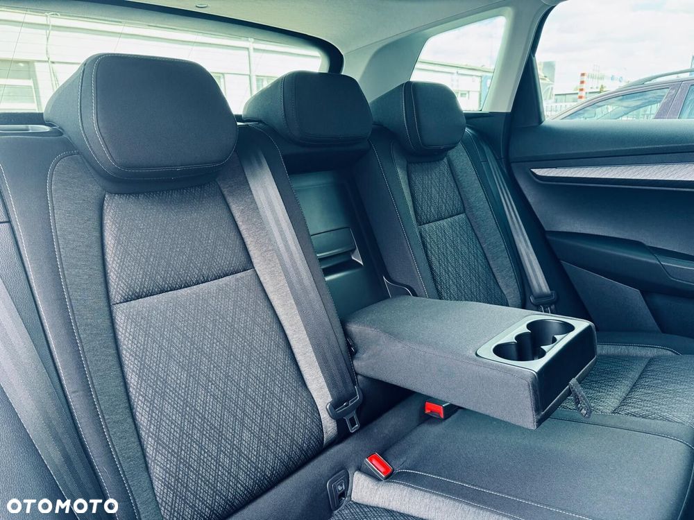 Skoda Karoq 2.0 TDI SCR 4x4 Style DSG - 17