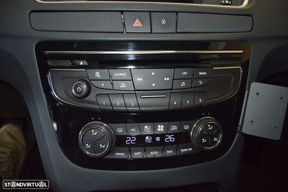 Peugeot 508 RXH 2.0 HDi Hybrid4 2-Tronic - 38