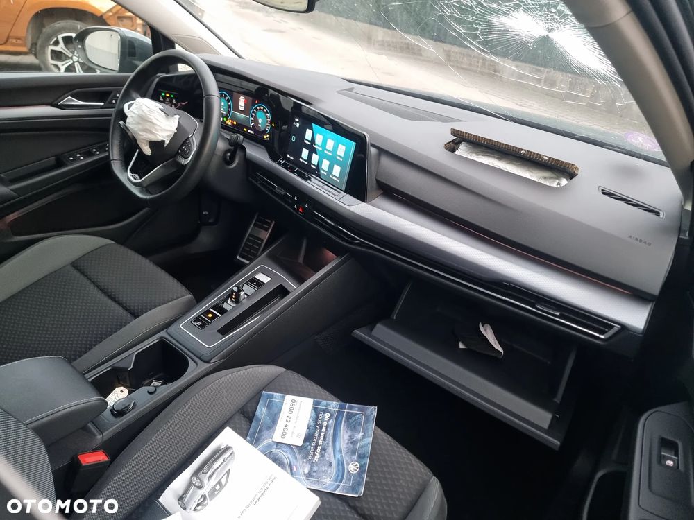 Volkswagen Golf - 30
