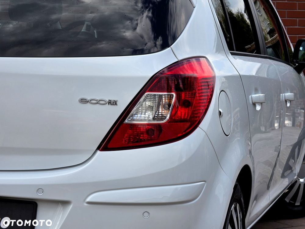 Opel Corsa 1.2 16V EcoFLEX Start-Stop 150 Jahre - 20