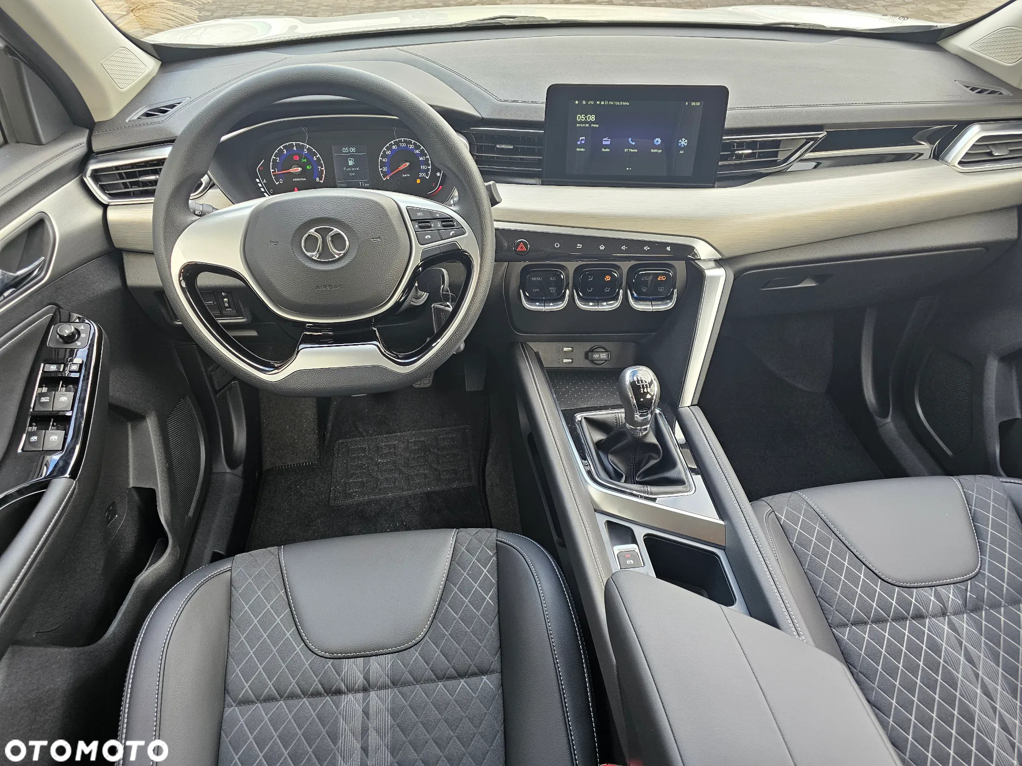 BAIC 3 1.5T Luxury - 6