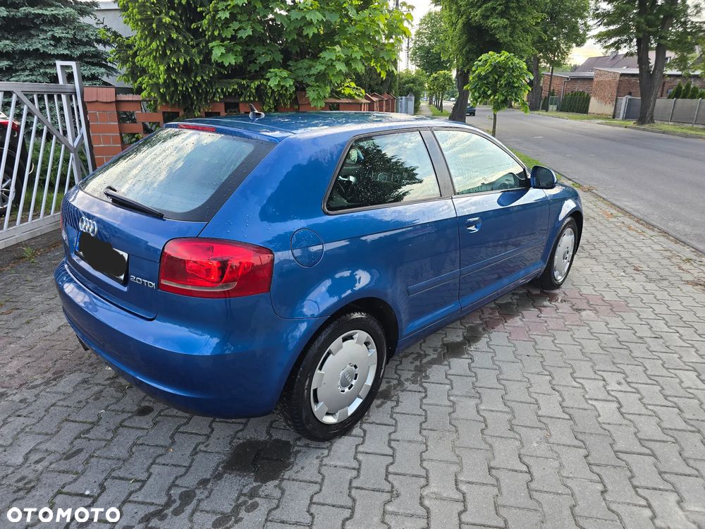 Audi A3 3-drzwiowe 2.0 TDI Attraction - 7