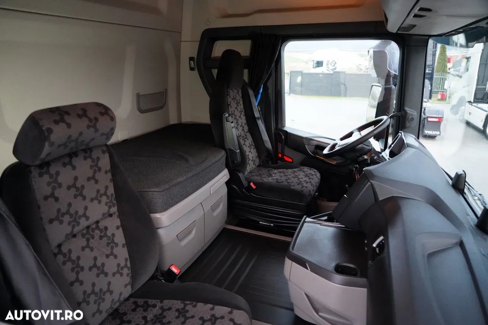 Scania R 410 XT / SISTEM HIDRAULIC / RETARDER / CABINĂ JOSĂ / 2022 - 35