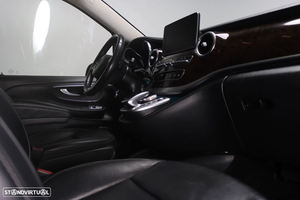 Mercedes-Benz V 250 BlueTEC Longo Avantgarde - 11