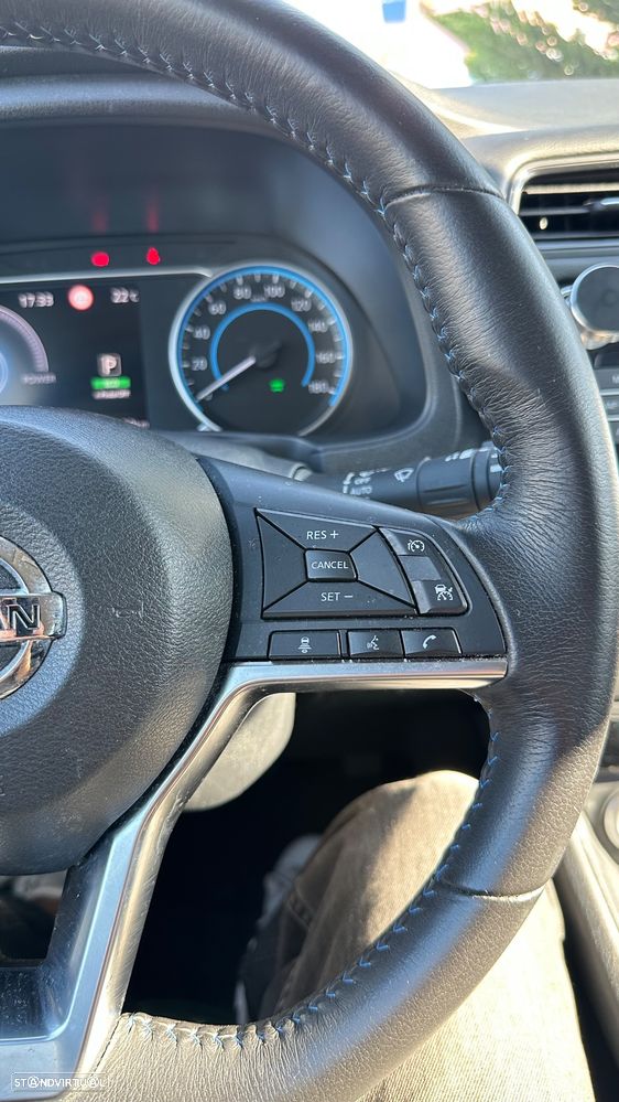 Nissan Leaf N-Connecta - 30