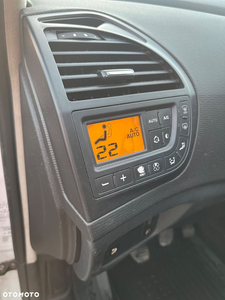 Citroën C4 Picasso - 15
