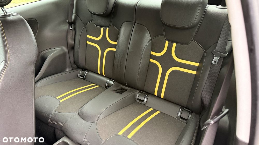 Opel Adam 1.2 White Link - 13