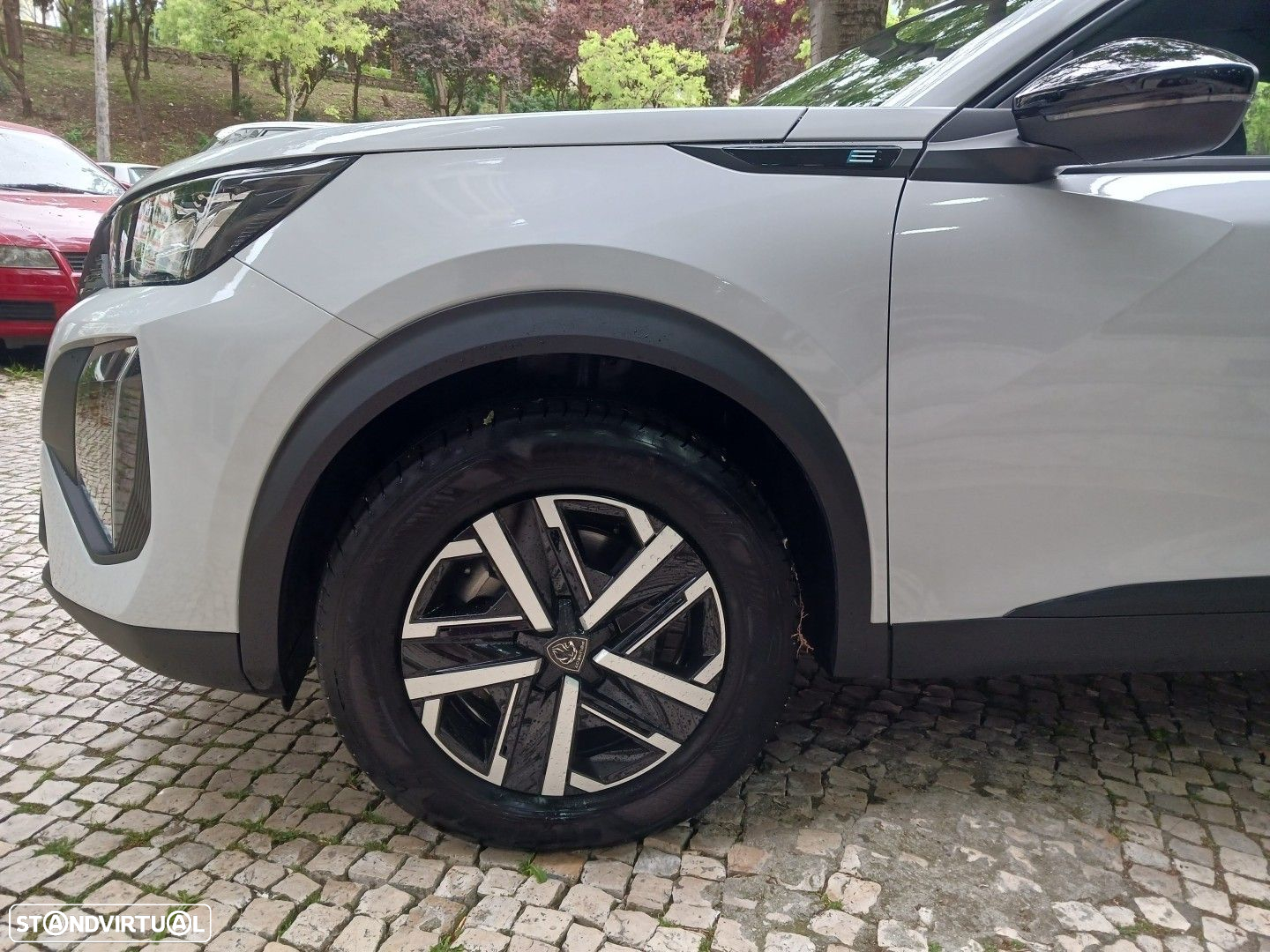 Peugeot e-2008 54 kWh Active - 9