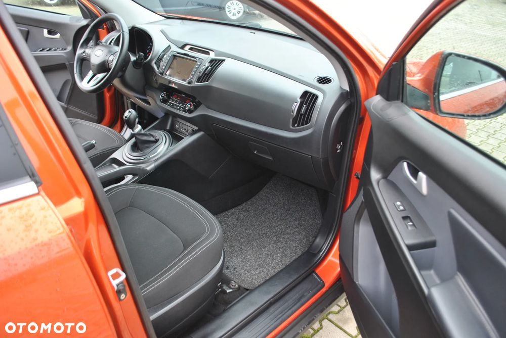 Kia Sportage 2.0 CRDI L - 11