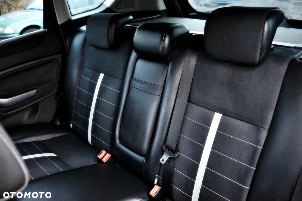 Ford Kuga 2.0 TDCi 4x4 Trend - 15