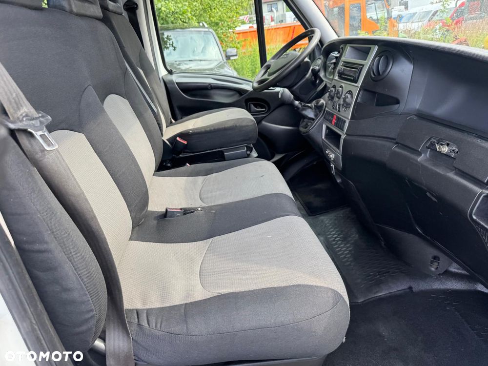Iveco Daily 2010r. Brygadówka Bliźniak 7 Osobowy Klima 3.5t Na Haku - 20