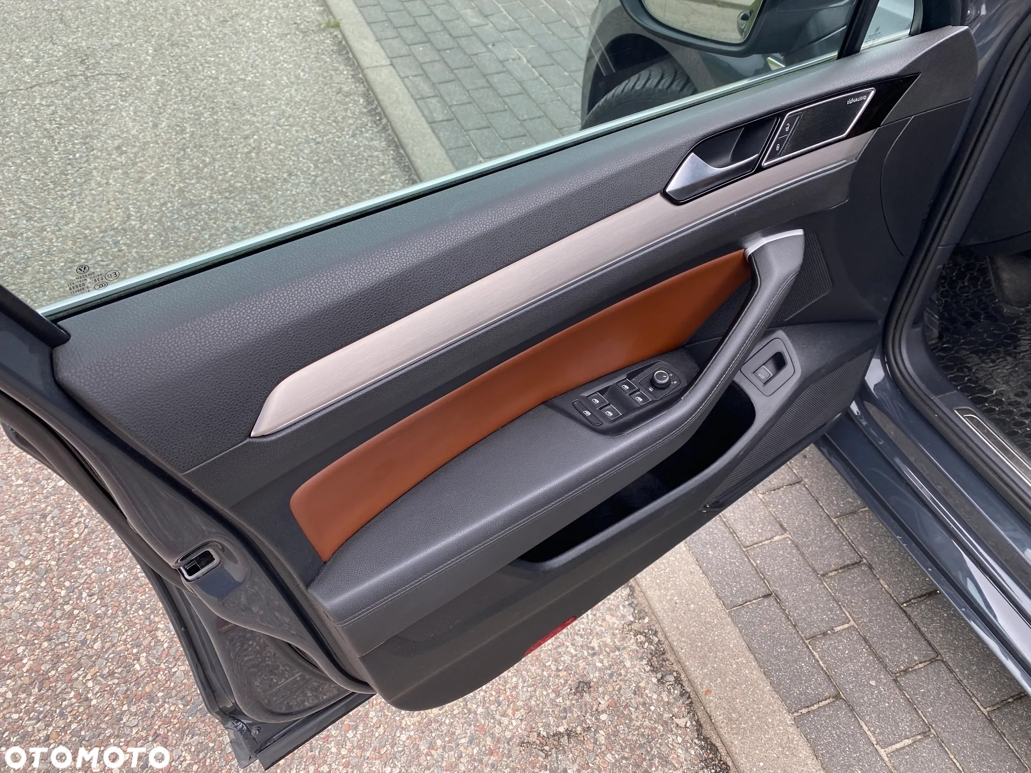 Volkswagen Passat 2.0 TDI 4Mot Elegance DSG - 18