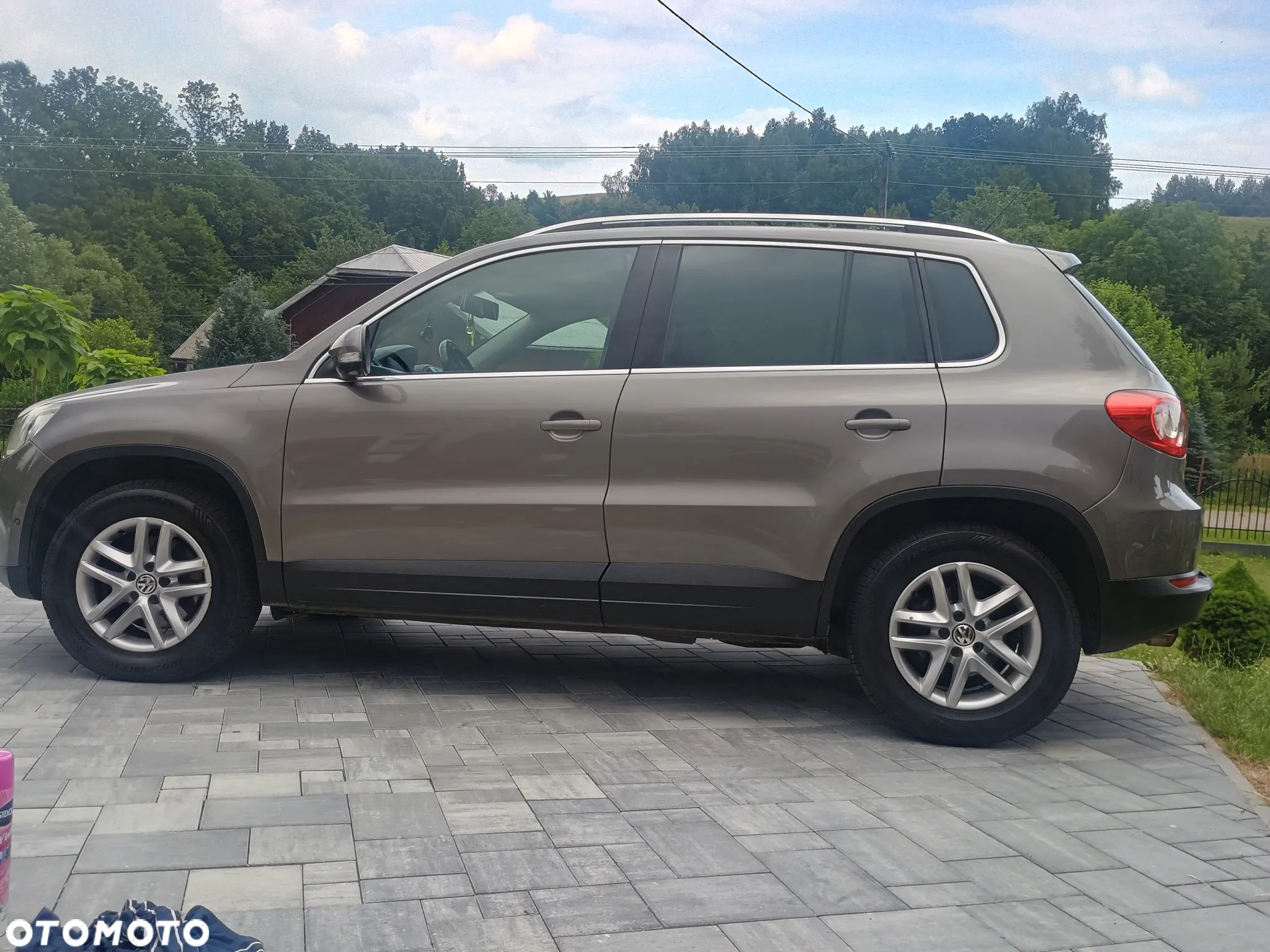 Volkswagen Tiguan - 11