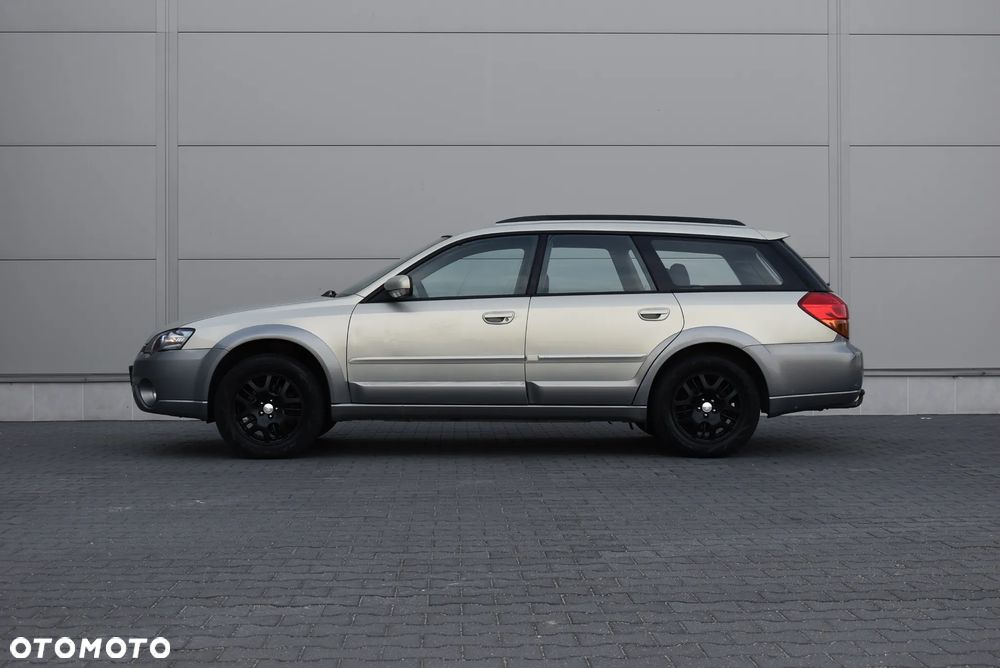 Subaru Legacy 2.5 4WD - 28