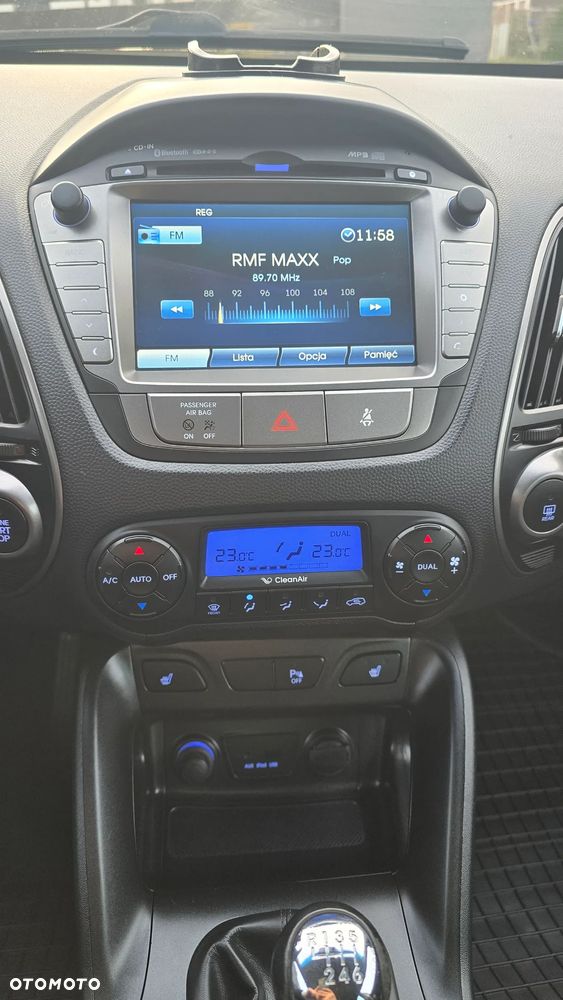 Hyundai ix35 1.7 CRDi 2WD Fifa World Cup Edition - 20