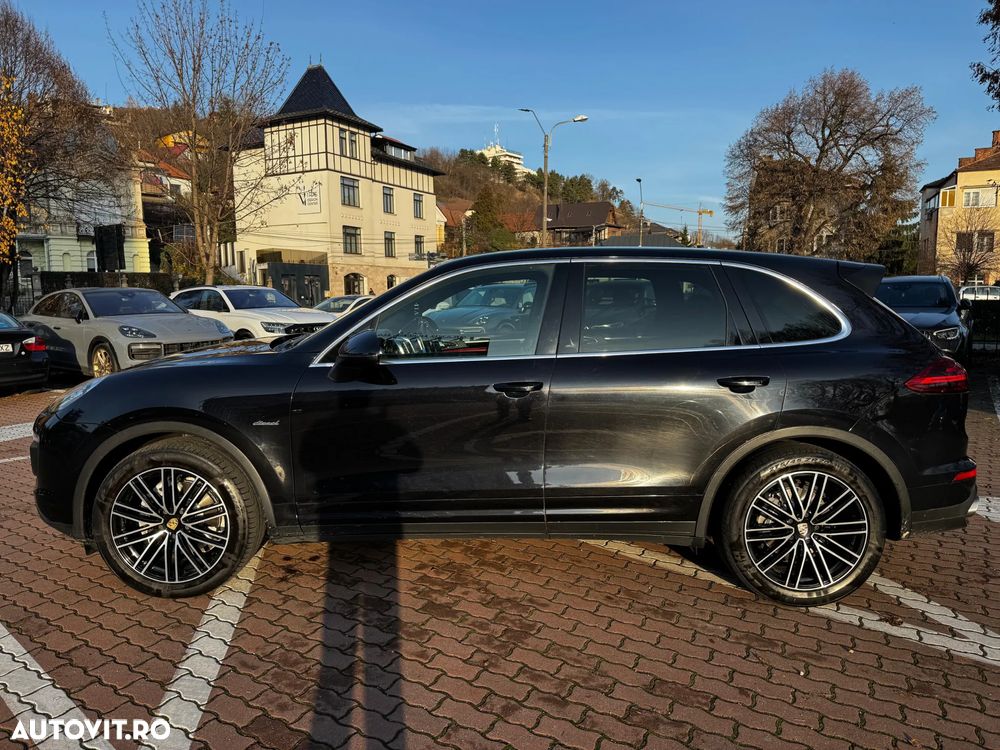 Porsche Cayenne Diesel Tiptronic S - 3