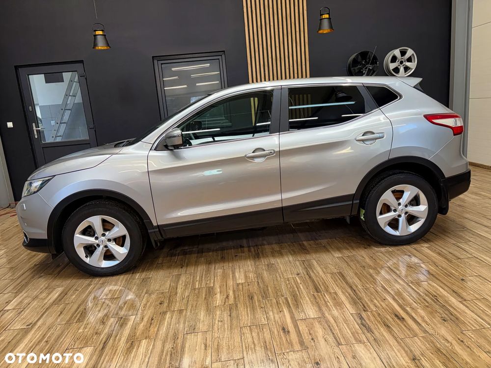 Nissan Qashqai 1.2 DIG-T N-Connecta EU6 - 12